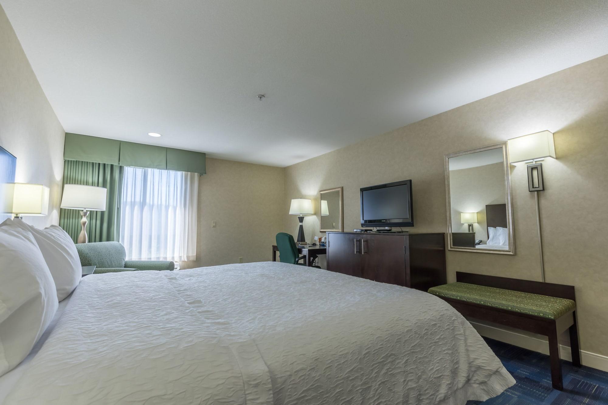 Hampton Inn Eugene Bagian luar foto