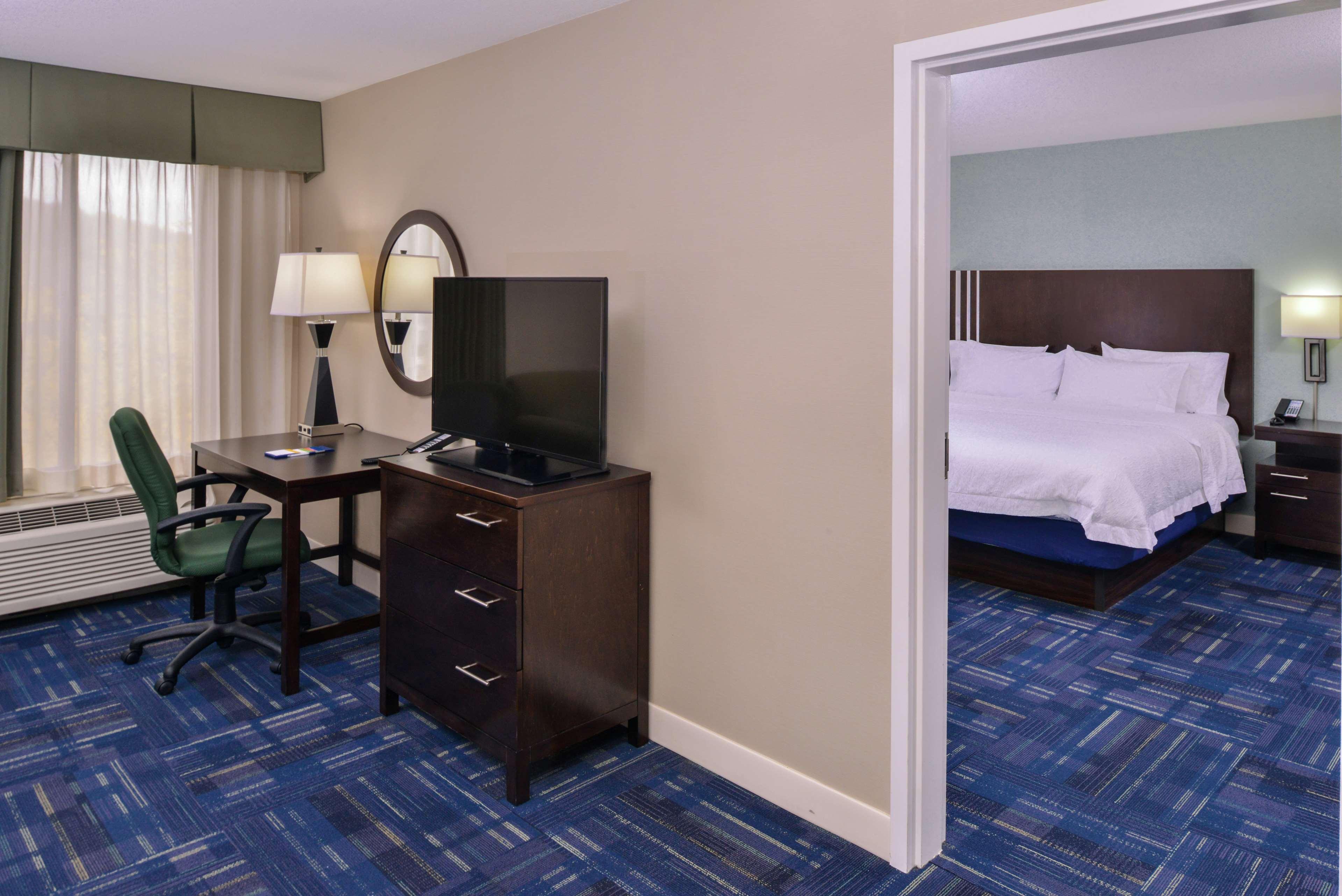 Hampton Inn Eugene Bagian luar foto