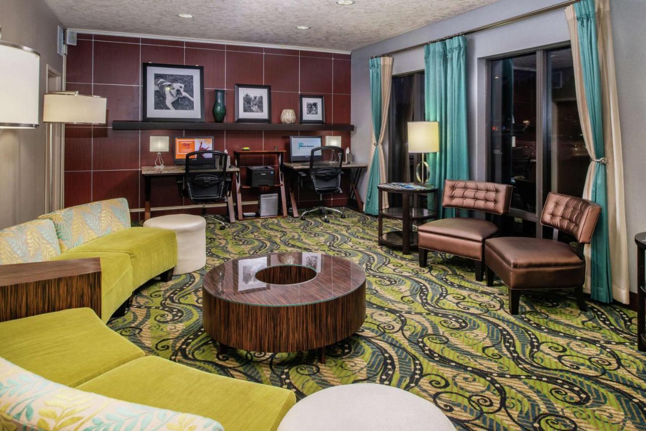 Hampton Inn Eugene Bagian luar foto