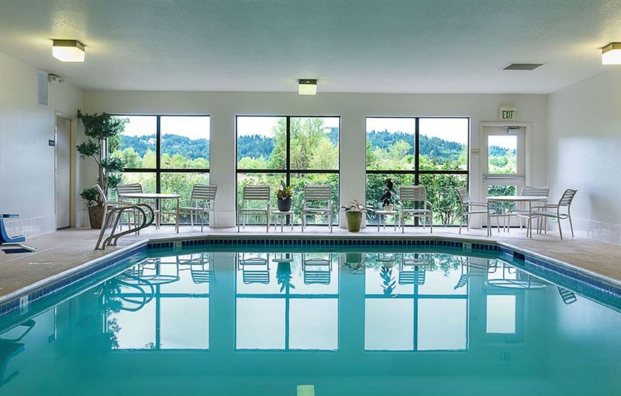 Hampton Inn Eugene Bagian luar foto